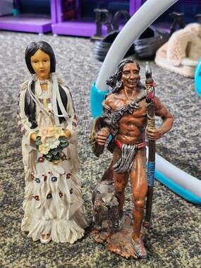 Youngs Inc Native American Figurines Set